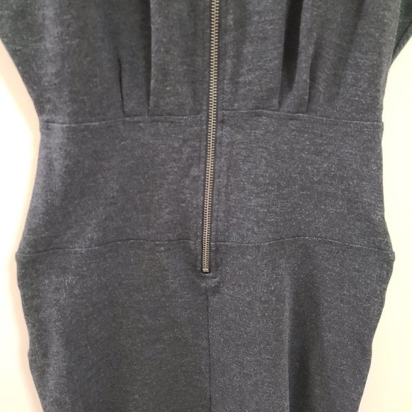 EUC FRENCH CONNECTION Stretchy Charcoal Grey Mini Dress with Pockets and V Neck - Picture 5 of 7